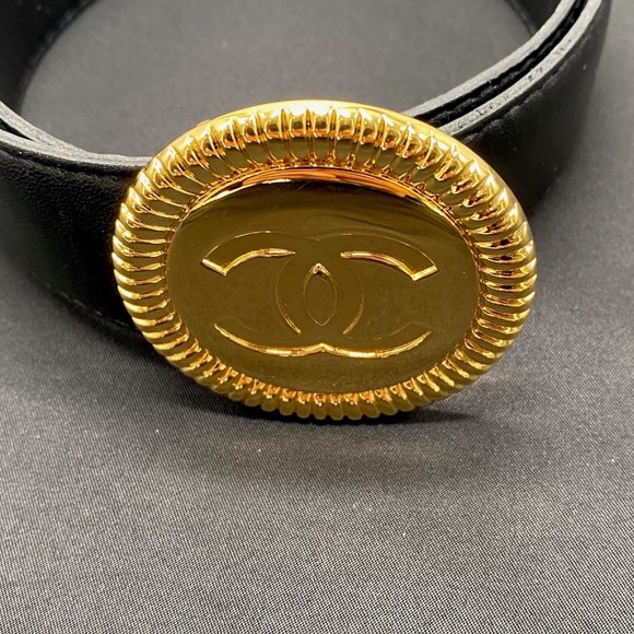 Chanel Gold Tone Large CC Belt Buckle With Black Leather Chanel Belt - Picture 2 of 5